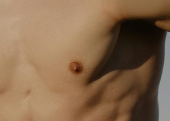 Je li Veličina Penisa Povezana s Drugim Atributima na Tijelu?